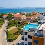Lägenhet Grandpalazzo With Rooftop Swimming Pool *