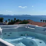 Grandpalazzo With Rooftop Swimming Pool *