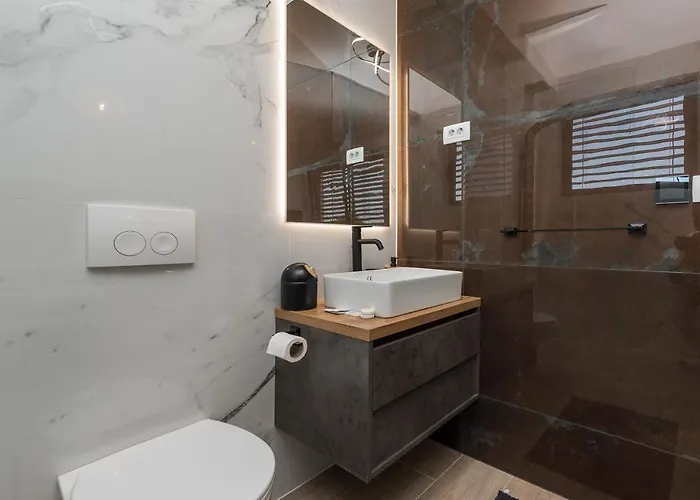 Apartment Grandpalazzo With Rooftop Swimming Pool *