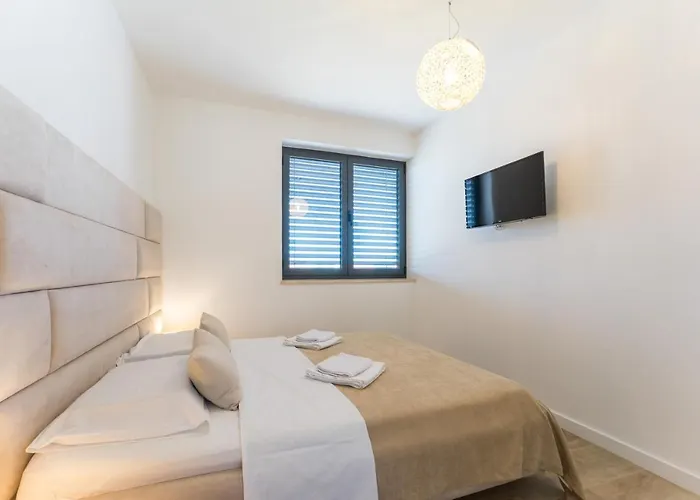 Apartment Grandpalazzo With Rooftop Swimming Pool *