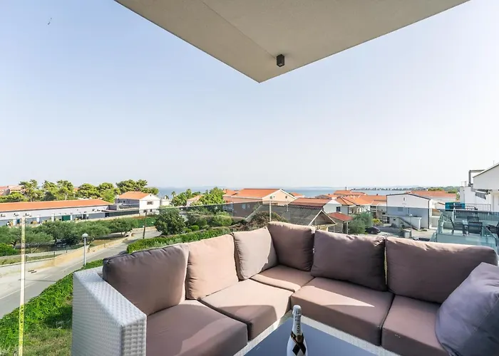 Apartment Grandpalazzo With Rooftop Swimming Pool *