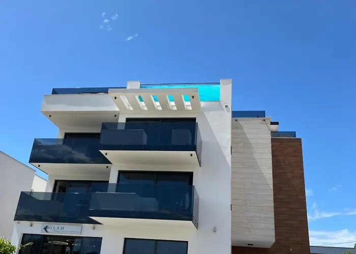 Apartment Grandpalazzo With Rooftop Swimming Pool