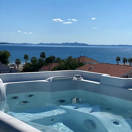 Grandpalazzo With Rooftop Swimming Pool *