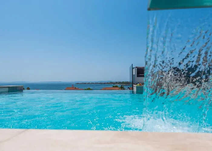 Grandpalazzo With Rooftop Swimming Pool Apartamento *