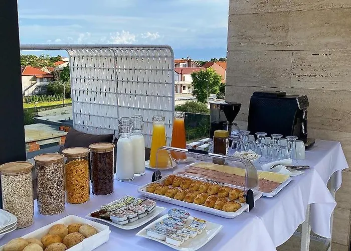 Apartamento Grandpalazzo With Rooftop Swimming Pool Vir